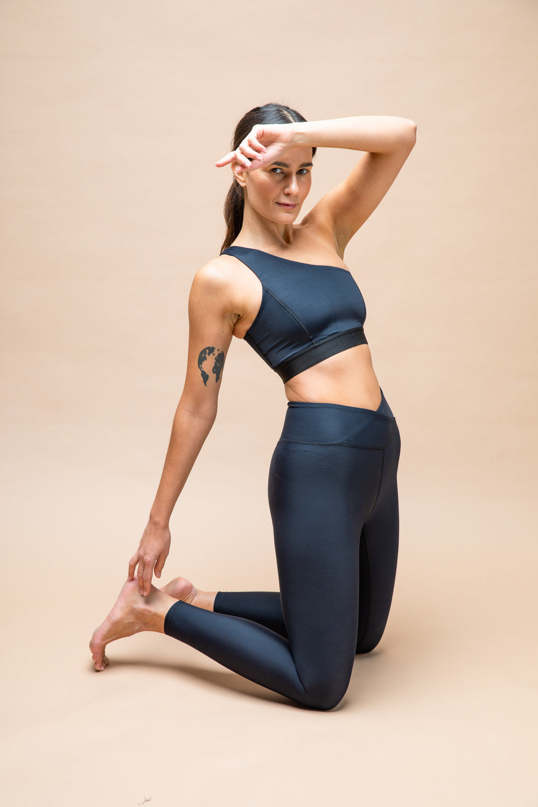 one_shoulder_top_moonah_black_